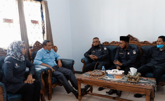 Bawaslu SBB lakukan Kunjungan Kerja di STIKes Maluku Husada