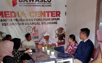 Panwaslu Huamual Belakang