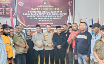 Tampak KPU Bawaslu dan Tim Paslon 